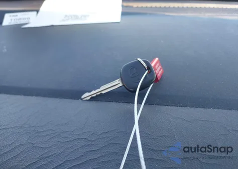 2015 Toyota Sienna Le 8 Passenger z USA, uszkodzony, nr VIN 5TDKK3DC1FS589946